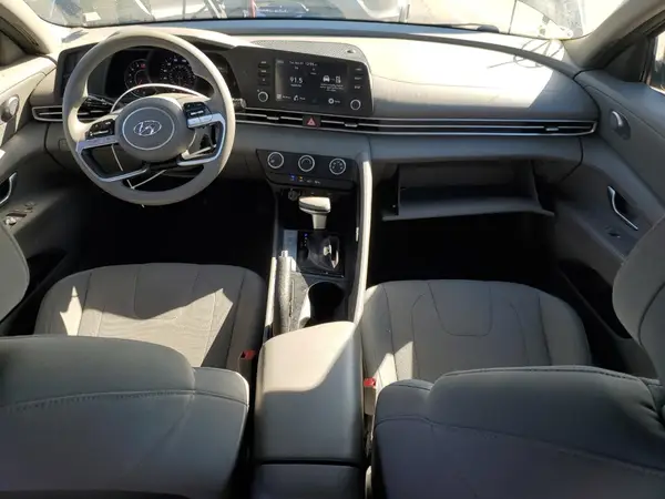 5NPLL4AG3MH023241 2021 HYUNDAI ELANTRA - Image 8