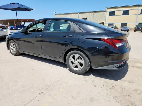 5NPLL4AG3MH052755 2021 HYUNDAI ELANTRA - Image 2