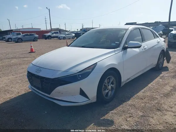 5NPLL4AG3NH059075 2022 HYUNDAI ELANTRA - Image 2