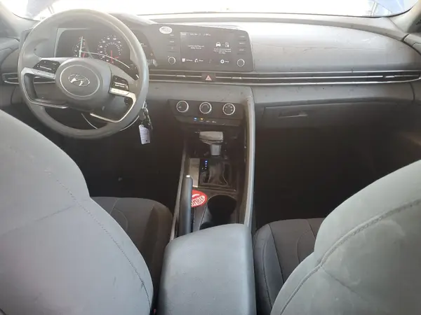 5NPLL4AG3NH062414 2022 HYUNDAI ELANTRA - Image 8