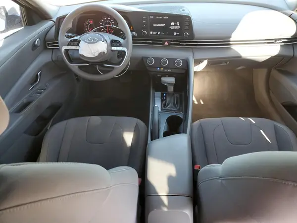 5NPLL4AG3NH063093 2022 HYUNDAI ELANTRA - Image 8