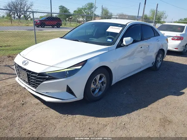 5NPLL4AG4MH025273 2021 HYUNDAI ELANTRA - Image 2