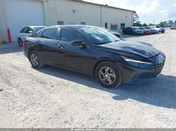 5NPLL4AG4NH056895 2022 HYUNDAI ELANTRA - Image 1