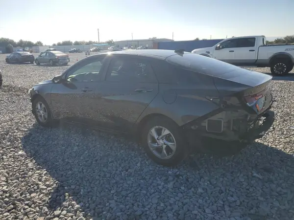 5NPLL4AG4NH061854 2022 HYUNDAI ELANTRA - Image 2