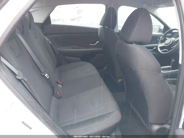 5NPLL4AG4PH112028 2023 HYUNDAI ELANTRA - Image 8