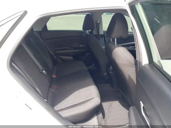 5NPLL4AG5MH014914 2021 HYUNDAI ELANTRA - Image 8