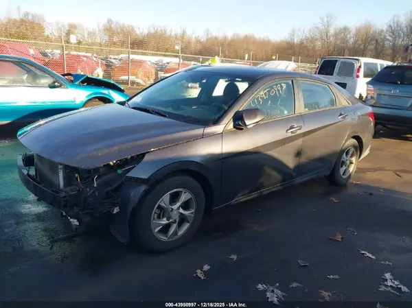 5NPLL4AG5MH015254 2021 HYUNDAI ELANTRA - Image 2