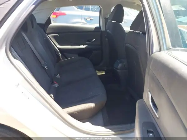 5NPLL4AG5MH016582 2021 HYUNDAI ELANTRA - Image 8