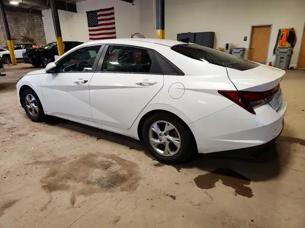5NPLL4AG5MH035648 2021 HYUNDAI ELANTRA - Image 2