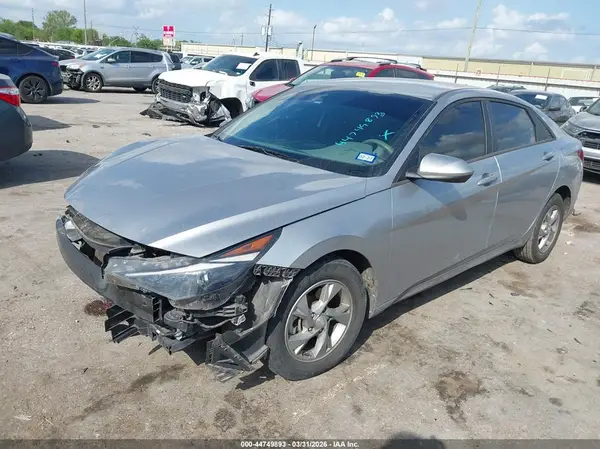 5NPLL4AG5MH045757 2021 HYUNDAI ELANTRA - Image 2