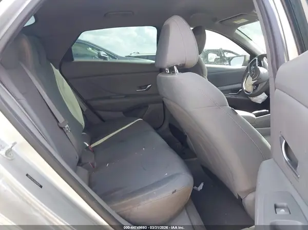 5NPLL4AG5MH045757 2021 HYUNDAI ELANTRA - Image 8