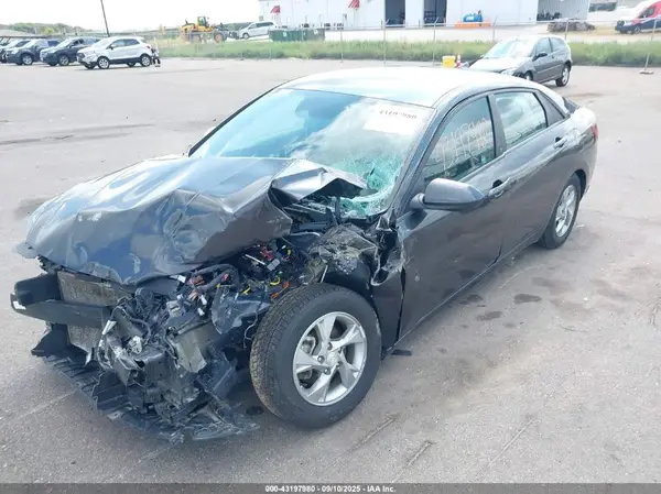 5NPLL4AG5MH049517 2021 HYUNDAI ELANTRA - Image 2