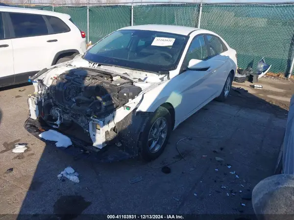 5NPLL4AG5NH053388 2022 HYUNDAI ELANTRA - Image 2
