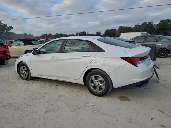 5NPLL4AG5NH078243 2022 HYUNDAI ELANTRA - Image 2