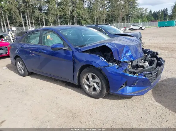 5NPLL4AG5NH078288 2022 HYUNDAI ELANTRA - Image 1