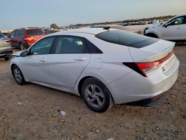 5NPLL4AG5NH082180 2022 HYUNDAI ELANTRA - Image 2