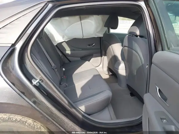 5NPLL4AG5PH112121 2023 HYUNDAI ELANTRA - Image 8