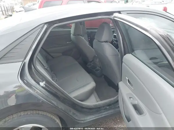 5NPLL4AG5PH112913 2023 HYUNDAI ELANTRA - Image 8