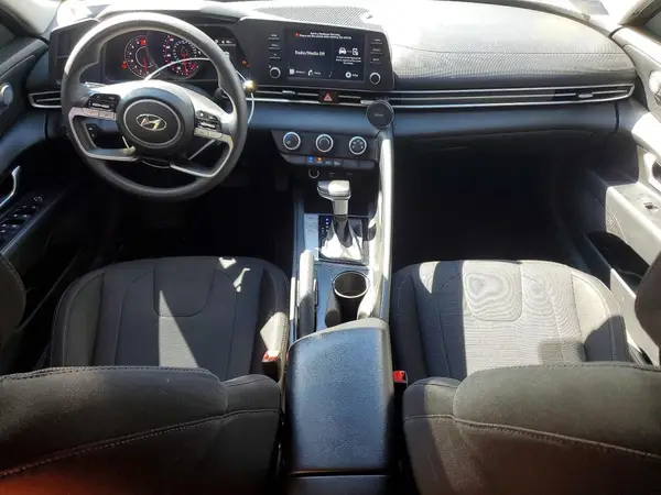 5NPLL4AG6MH020589 2021 HYUNDAI ELANTRA - Image 8