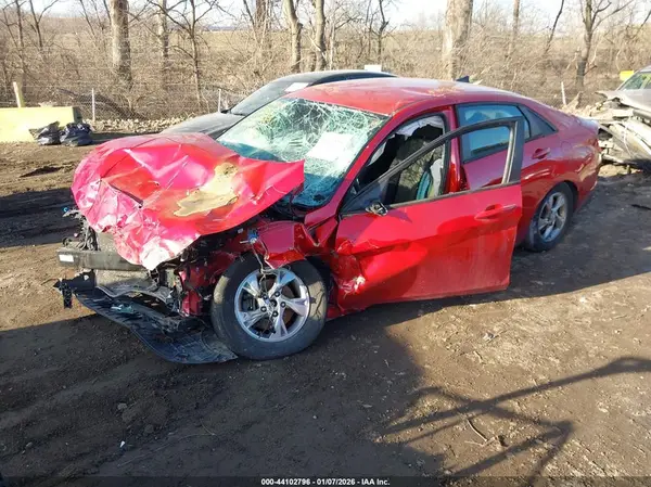 5NPLL4AG6MH024643 2021 HYUNDAI ELANTRA - Image 2