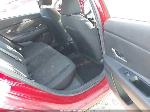 5NPLL4AG6MH024643 2021 HYUNDAI ELANTRA - Image 8