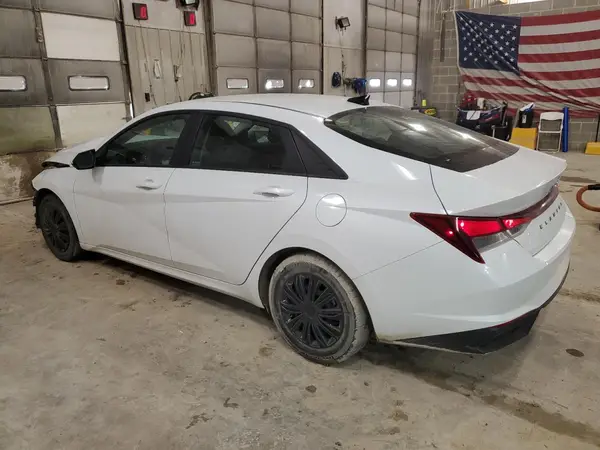 5NPLL4AG6MH032807 2021 HYUNDAI ELANTRA - Image 2