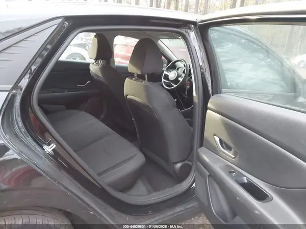 5NPLL4AG6MH035254 2021 HYUNDAI ELANTRA - Image 8