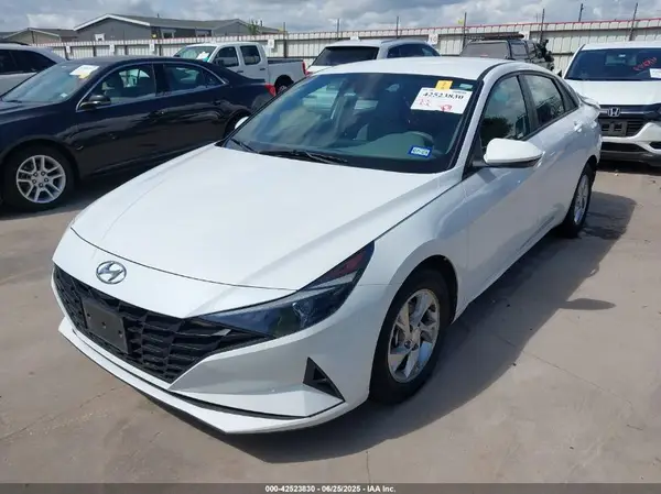 5NPLL4AG6MH035268 2021 HYUNDAI ELANTRA - Image 2