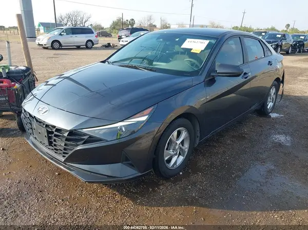 5NPLL4AG6MH035562 2021 HYUNDAI ELANTRA - Image 2