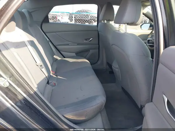 5NPLL4AG6MH035562 2021 HYUNDAI ELANTRA - Image 8