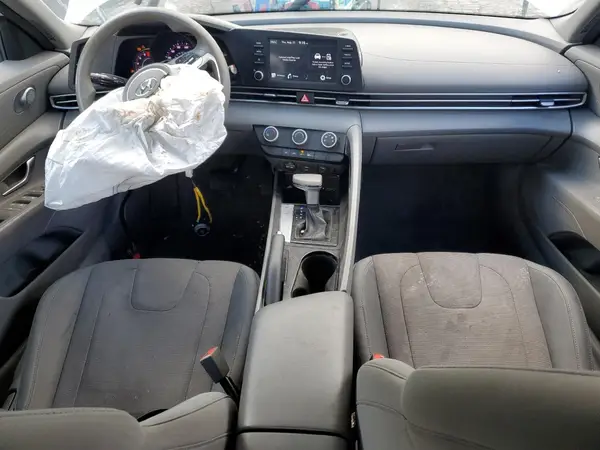 5NPLL4AG6MH047520 2021 HYUNDAI ELANTRA - Image 8