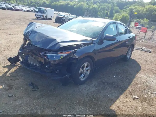 5NPLL4AG6MH049848 2021 HYUNDAI ELANTRA - Image 2