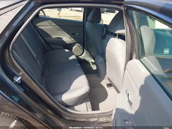 5NPLL4AG6MH049848 2021 HYUNDAI ELANTRA - Image 8
