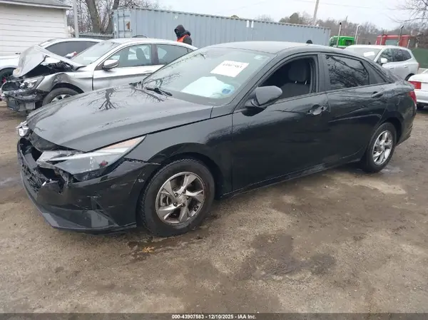 5NPLL4AG6NH061595 2022 HYUNDAI ELANTRA - Image 2