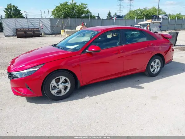 5NPLL4AG6NH078963 2022 HYUNDAI ELANTRA - Image 2