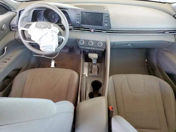 5NPLL4AG6PH102990 2023 HYUNDAI ELANTRA - Image 8