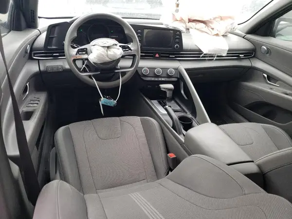 5NPLL4AG7MH050880 2021 HYUNDAI ELANTRA - Image 8
