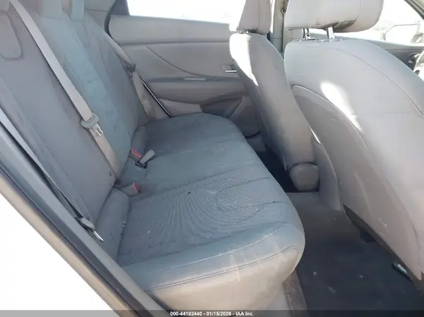 5NPLL4AG7NH059080 2022 HYUNDAI ELANTRA - Image 8