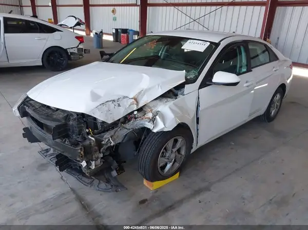5NPLL4AG8MH022005 2021 HYUNDAI ELANTRA - Image 2