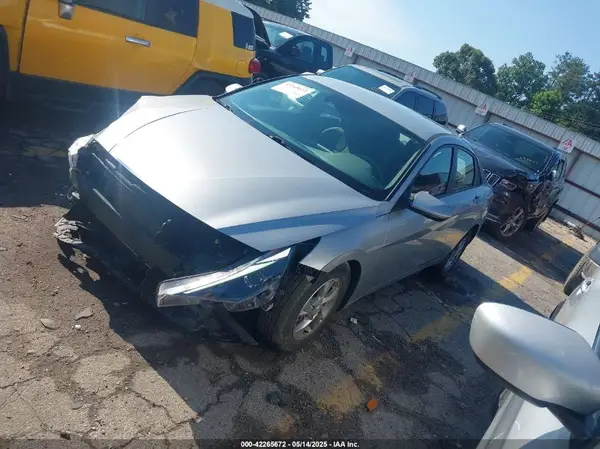 5NPLL4AG8MH052542 2021 HYUNDAI ELANTRA - Image 2