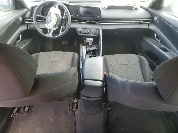 5NPLL4AG8NH060853 2022 HYUNDAI ELANTRA - Image 8