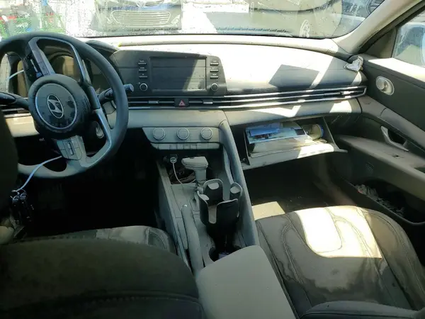 5NPLL4AG9MH015709 2021 HYUNDAI ELANTRA - Image 8