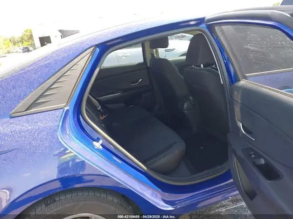 5NPLL4AG9MH035488 2021 HYUNDAI ELANTRA - Image 8