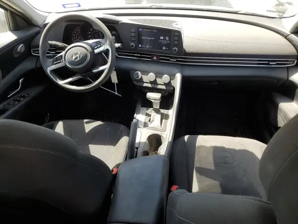 5NPLL4AG9MH036138 2021 HYUNDAI ELANTRA - Image 8