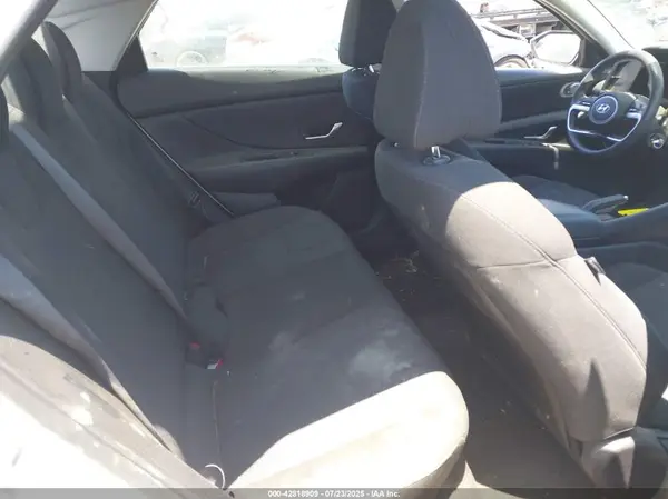 5NPLL4AG9MH037273 2021 HYUNDAI ELANTRA - Image 8