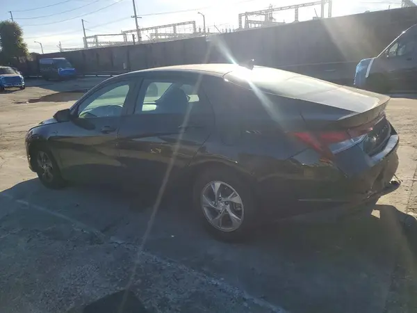 5NPLL4AG9MH037385 2021 HYUNDAI ELANTRA - Image 2