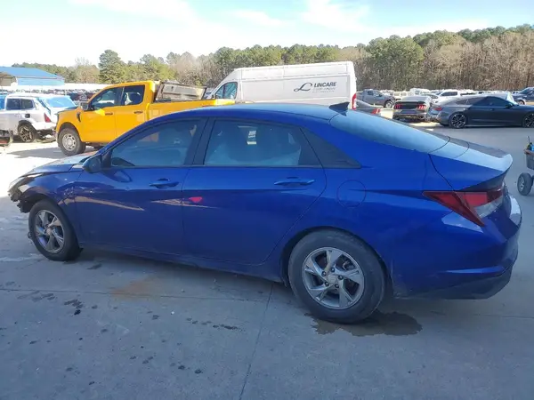 5NPLL4AG9MH040853 2021 HYUNDAI ELANTRA - Image 2