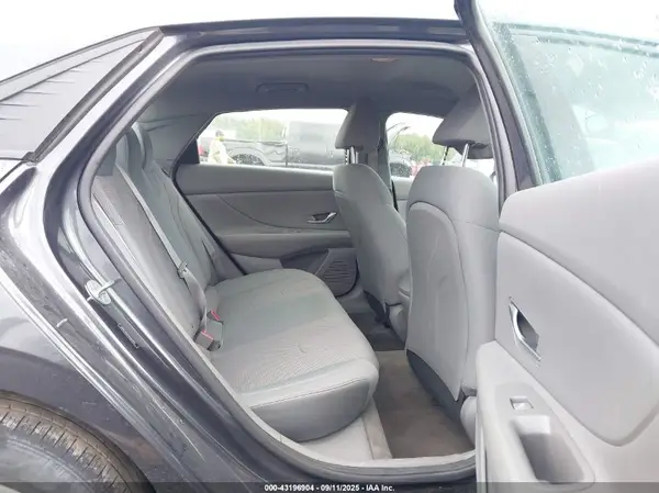 5NPLL4AG9MH045714 2021 HYUNDAI ELANTRA - Image 8