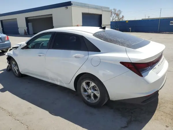 5NPLL4AG9NH053281 2022 HYUNDAI ELANTRA - Image 2