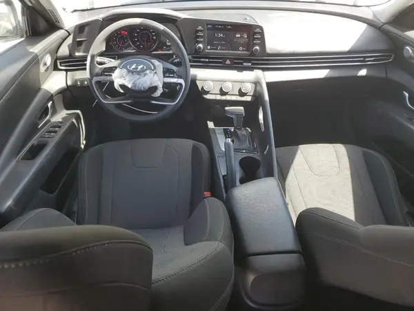 5NPLL4AG9NH053281 2022 HYUNDAI ELANTRA - Image 8
